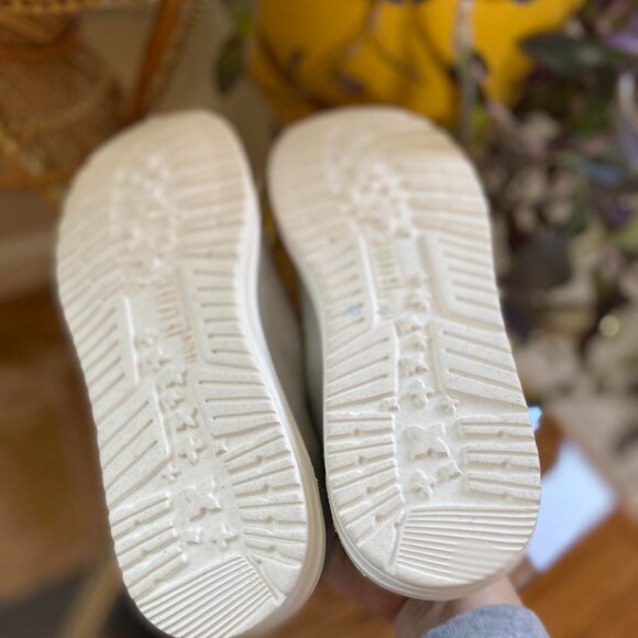 HEYDUDE Women's Grey and Tan Loafers - Picture 7 of 8